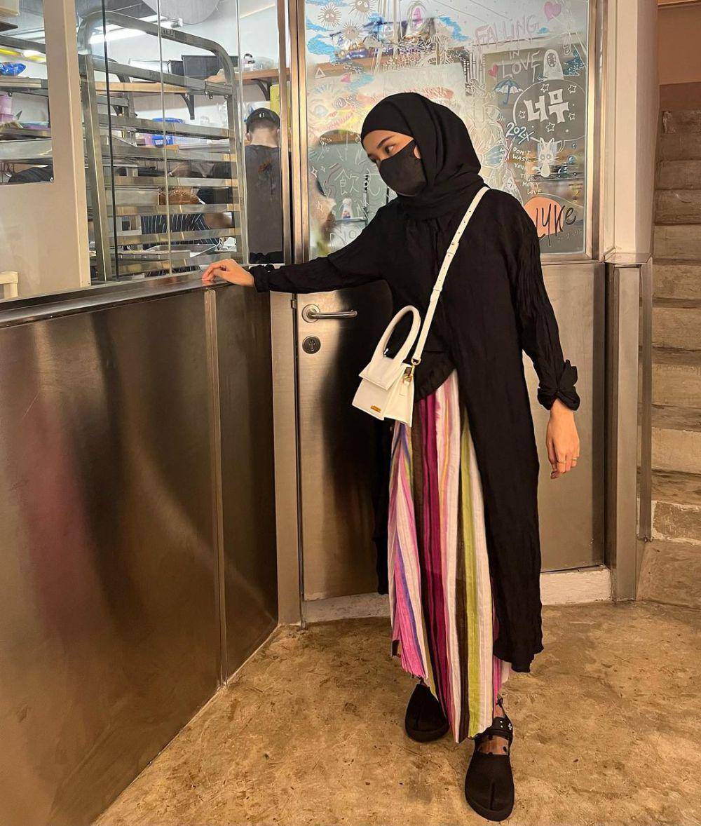 inspirasi OOTD ala Yure Zalina (instagram.com/yurezalina)