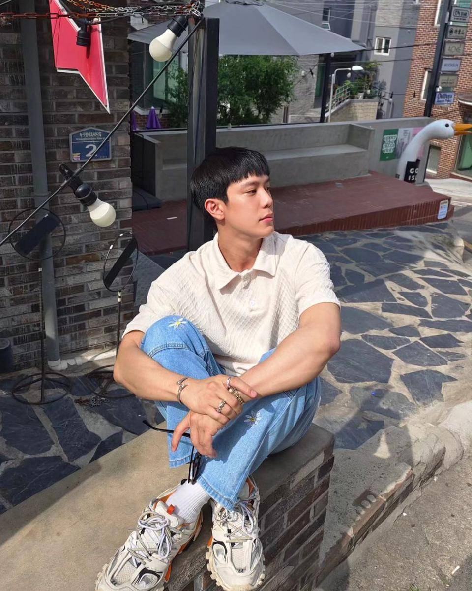 ide padu padan blue jeans ala Great Sapol (instagram.com/grtsp)