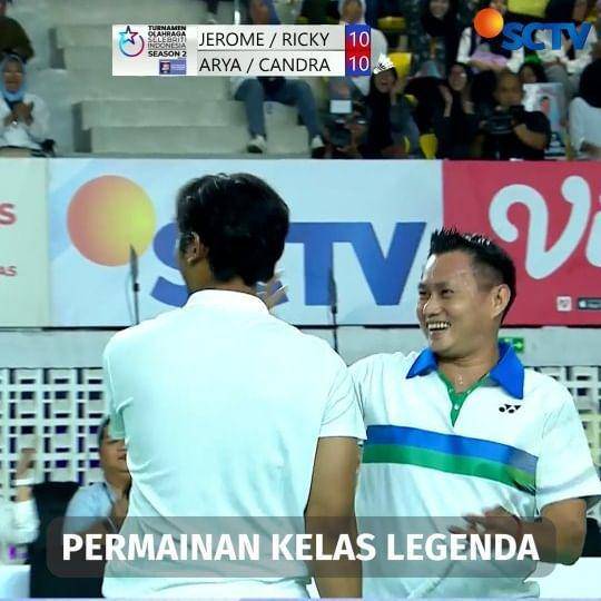 potret Arya Saloka dan Candra Wijaya tanding bandimton lawan Jerome Polin dan Ricky Subagja  (instagram.com/sctv)