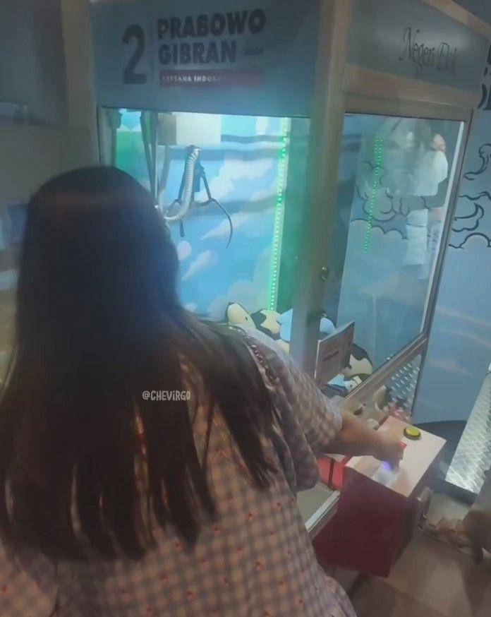 Nagita nonton Raffi tanding (Instagram.com/chevirgo)
