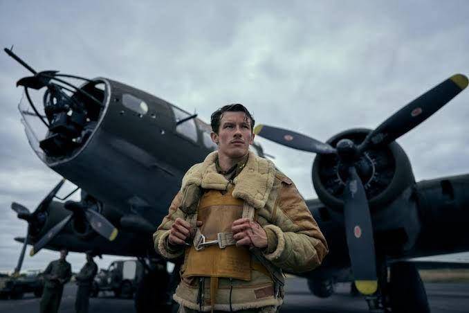Callum Turner dalam serial Masters of the Air (dok. Apple Studios/Masters of the Air)