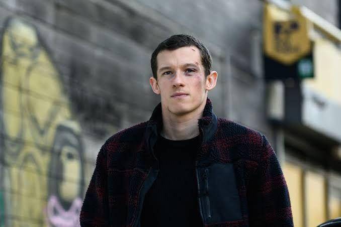 Callum Turner dalam serial The Capture (dok. BBC One/The Capture)
