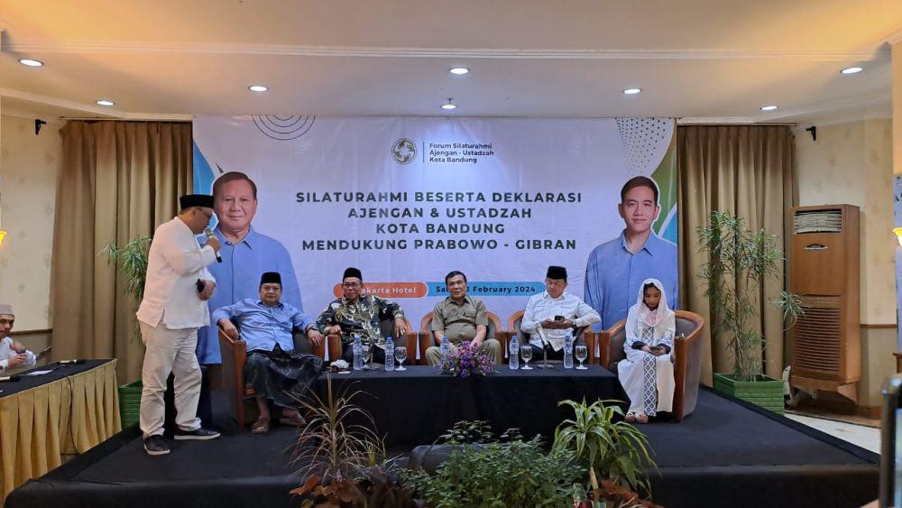 600 Ajengan dan Ustazah Kota Bandung Dukung Prabowo-Gibran