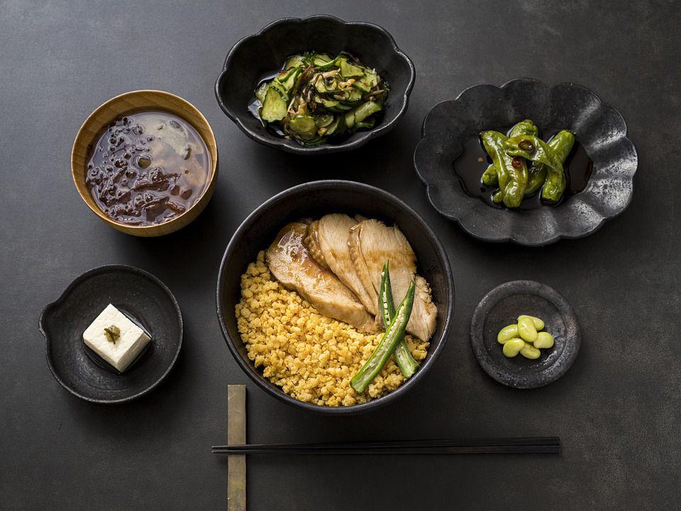 5 Makanan Pokok dalam Kuliner Jepang, Gak Selalu Makan Nasi