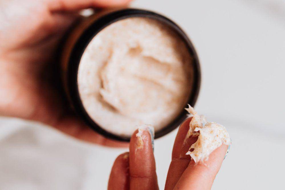 ilustrasi body scrub (pexels.com/Karolina Grabowska)