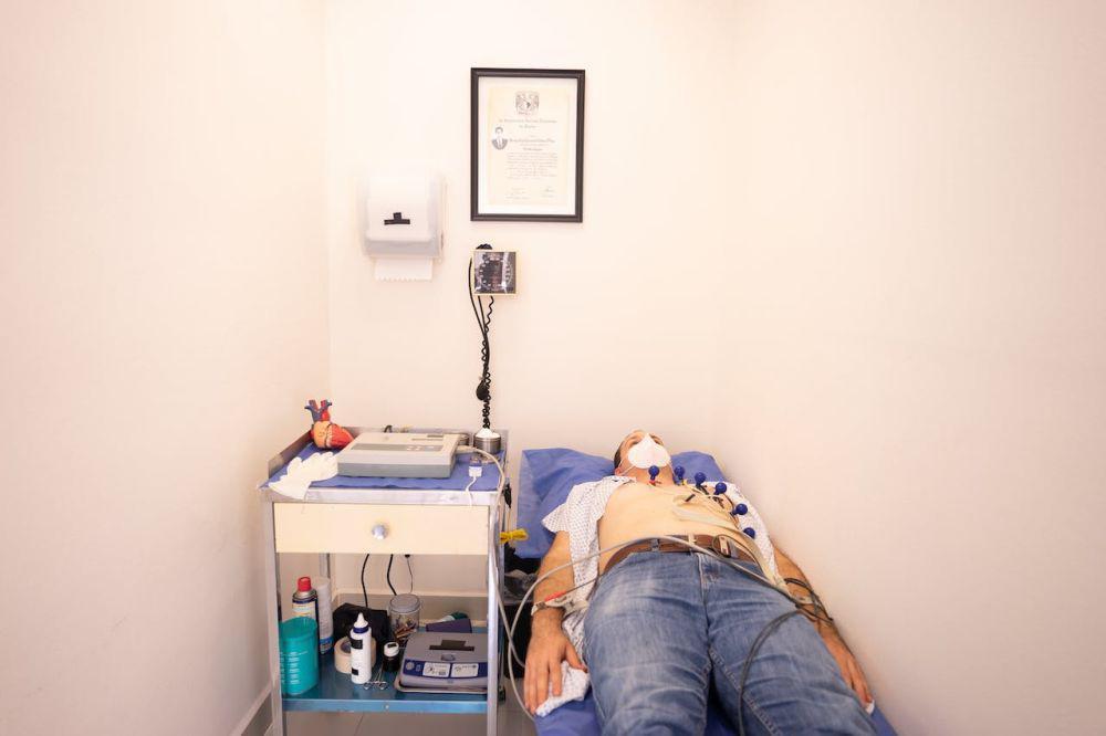Tes Elektrokardiogram (EKG): Prosedur, Kegunaan, Hasil