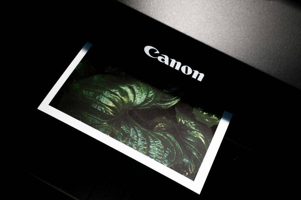 ilustrasi printer (unsplash.com/Joshua Fuller)