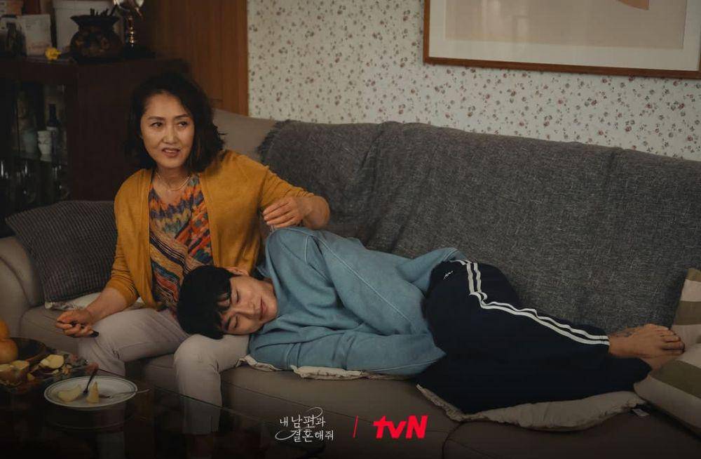 Lee Yi Kyung (instagram.com/tvn_drama)