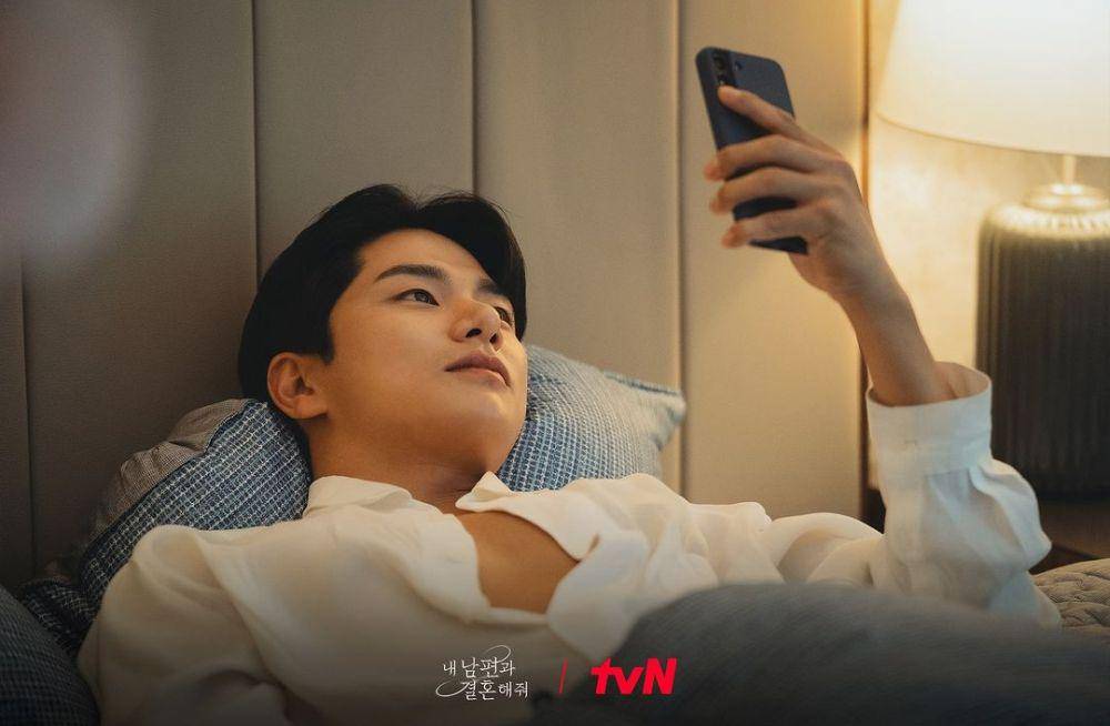 Lee Yi Kyung (instagram.com/tvn_drama)
