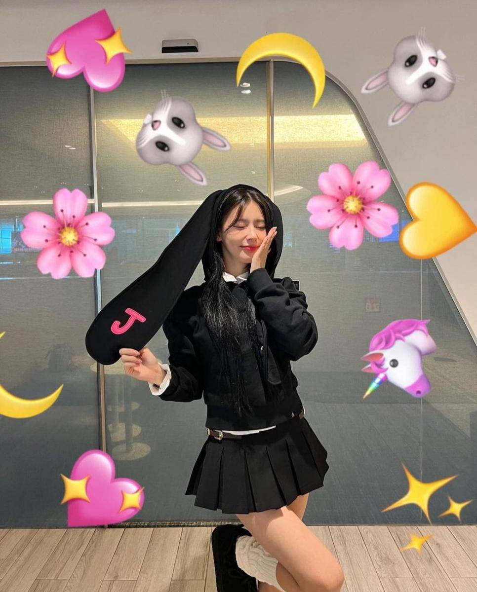 Miyeon (G)I-DLE (instagram.com/noodle.zip)