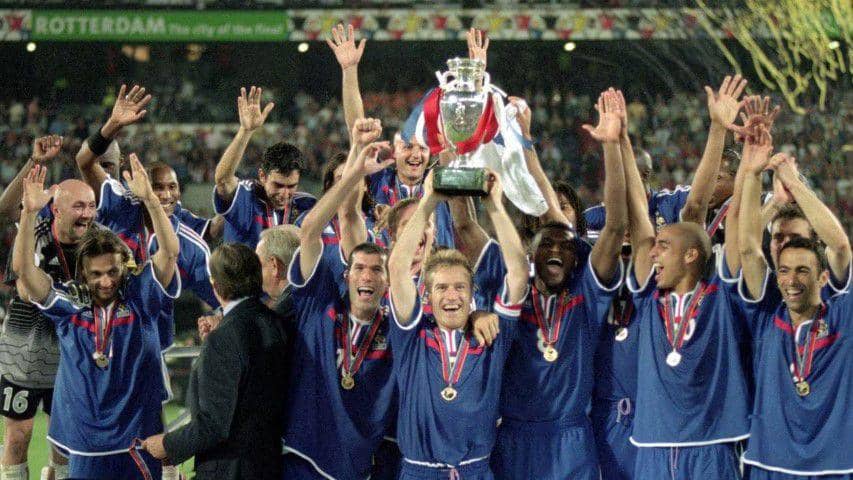 Timnas Prancis juara Piala Eropa 2000. (uefa.com)