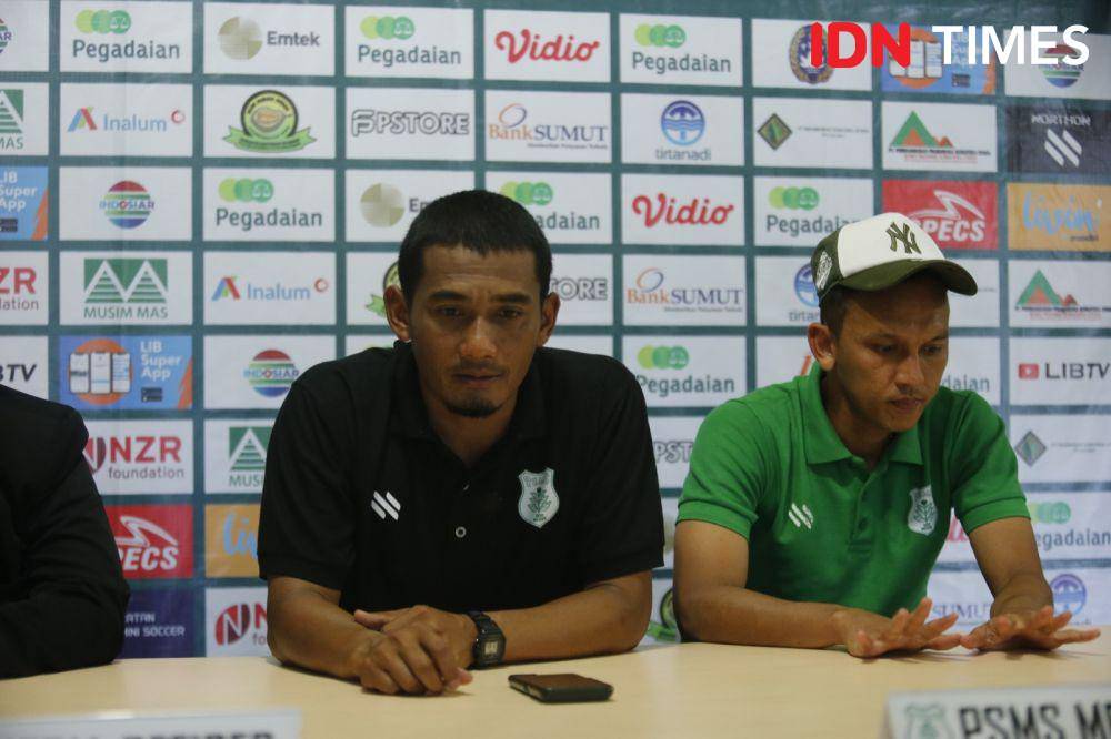 Pelatih PSMS Legimin Rahardjo dan Kapten Rachmad Hidayat (IDN Times/Doni Hermawan)