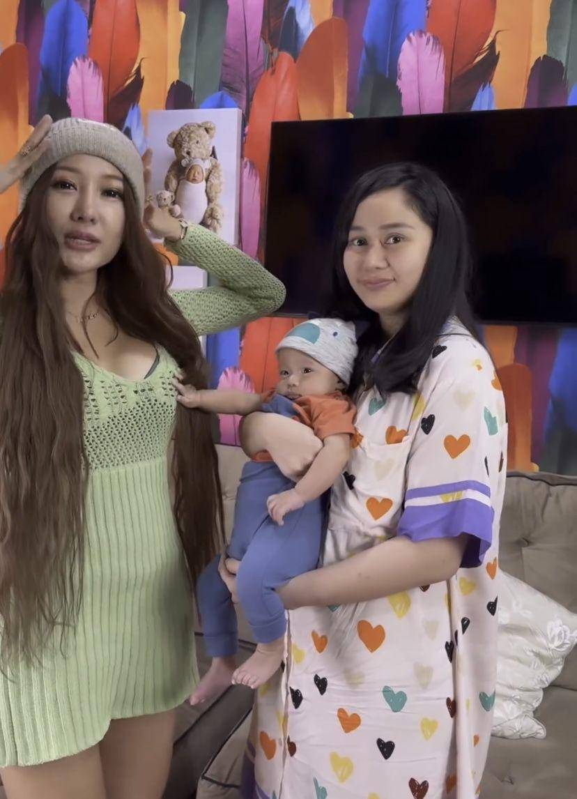 potret Lucinta Luna jenguk anak Denise Chariesta (Instagram.com/denisechariesta91)