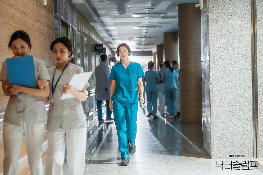 Nam Ha Neul di drama Doctor Slump diperankan oleh Park Shin Hye (dok. JTBC/Doctor Slump)