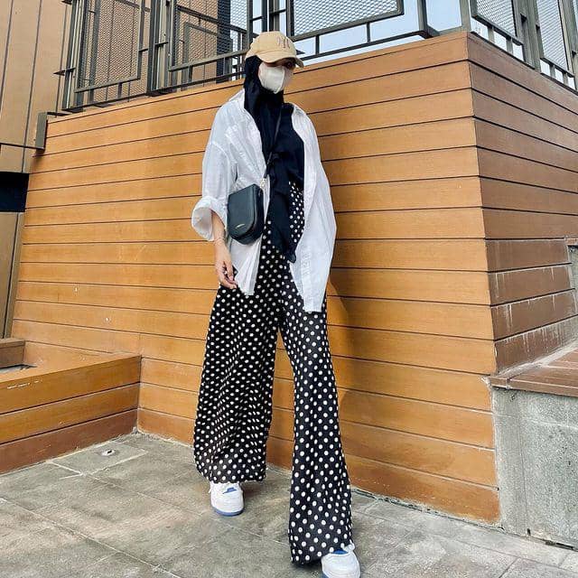 Clara Yulia (instagram.com/clarayaaa__)