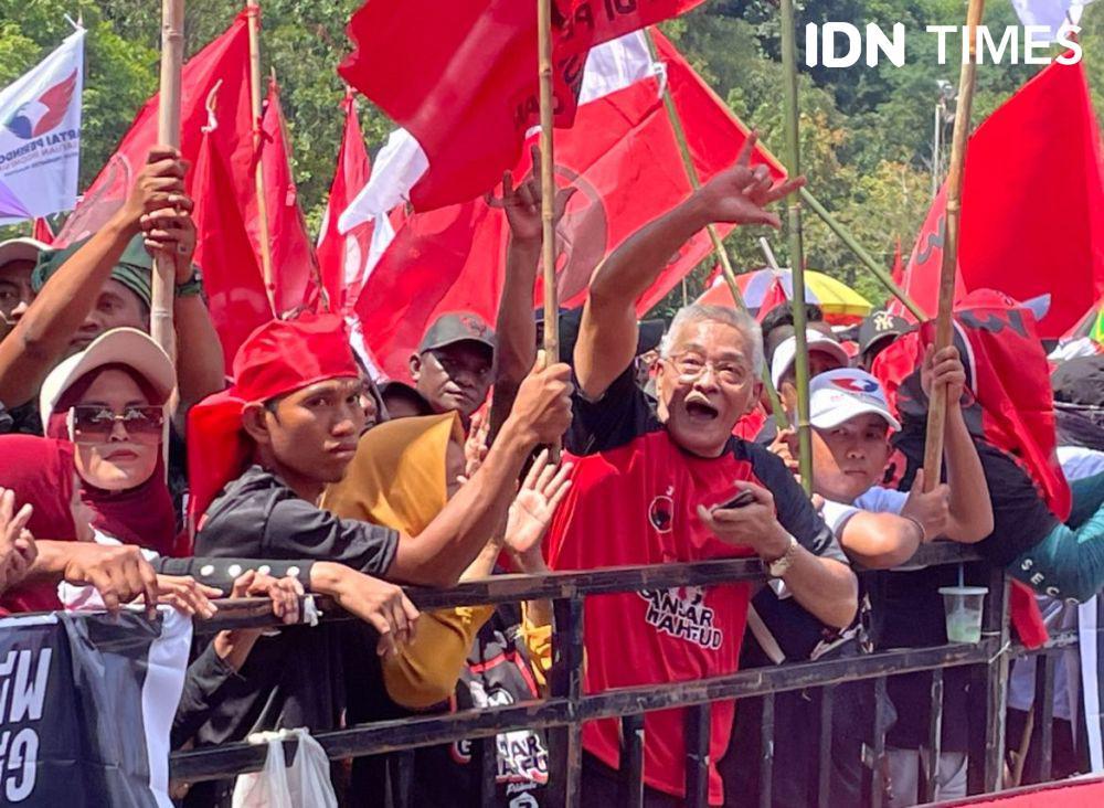 Masyarakat Kota Batam saat mengikuti kampanye akbar Ganjar-Mahfud di Kota Batam (IDN Times/Putra Gema Pamungkas)