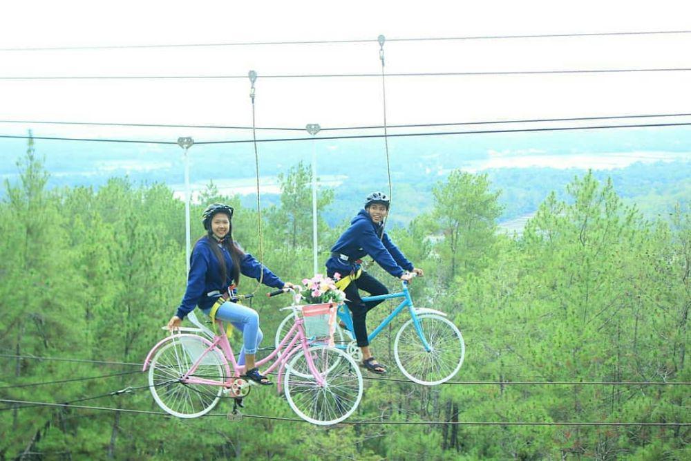 Kemit Forest (instagram.com/kemitforest_official)