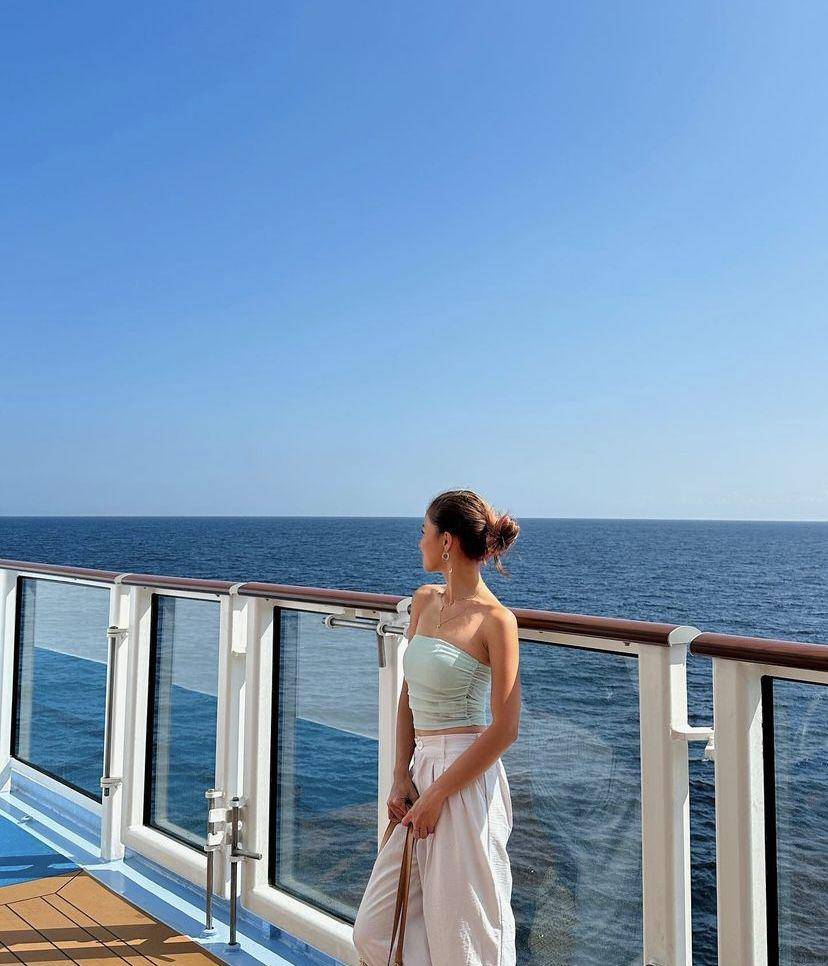 potret Bella Graceva liburan di kapal pesiar (instagram.com/bellagap)