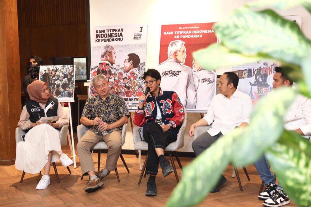 Alam Ganjar bertemu dengan sejumlah pemuda di Surabaya (IDN Times/Istimewa)