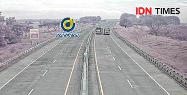 Bus Rombongan Partai Hanura Oleng Sebelum Teguling di Tol Ngawi