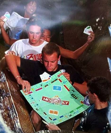 potret kocak saat main monopoli (reddit.com/TracerJacer43)