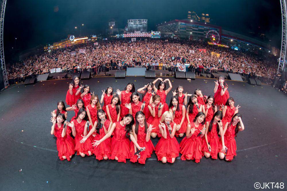 Member JKT48 (x.com/officialjkt48)