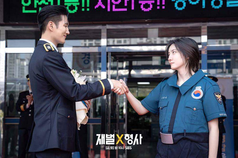 cuplikan drama Flex x Cop (dok. SBS/Flex x Cop)