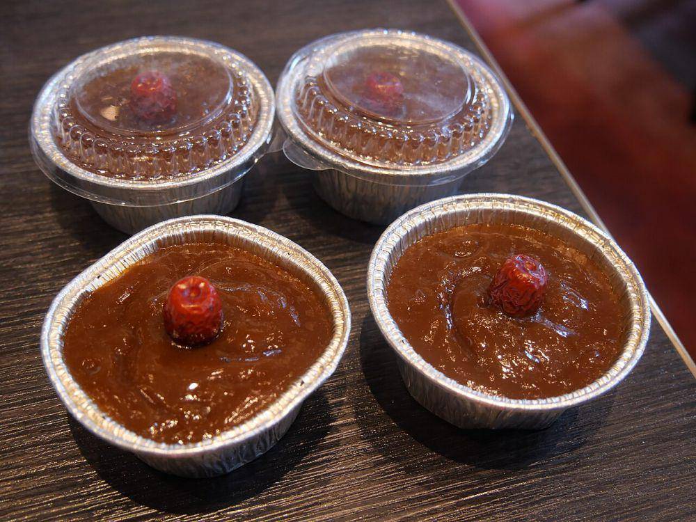 ilustrasi kue keranjang mini (commons.wikimedia.org/Peachyeung316)