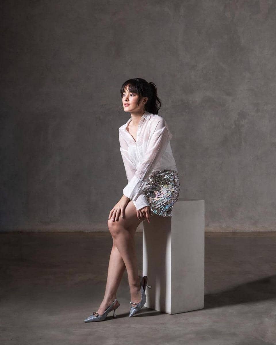 outfit Mawar de Jongh (instagram.com/mawar_eva)