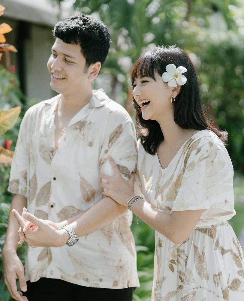 photoshoot Glenca Chysara dan Rendy Jhon di Bali (instagram.com/glencachysaraofficial)