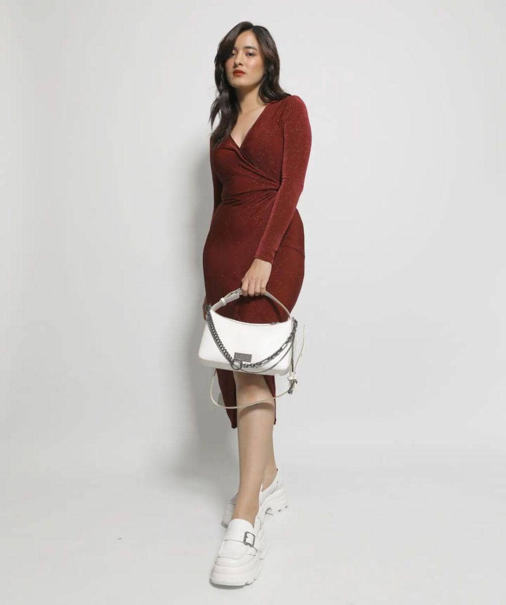 outfit Mawar de Jongh (instagram.com/mawar_eva)