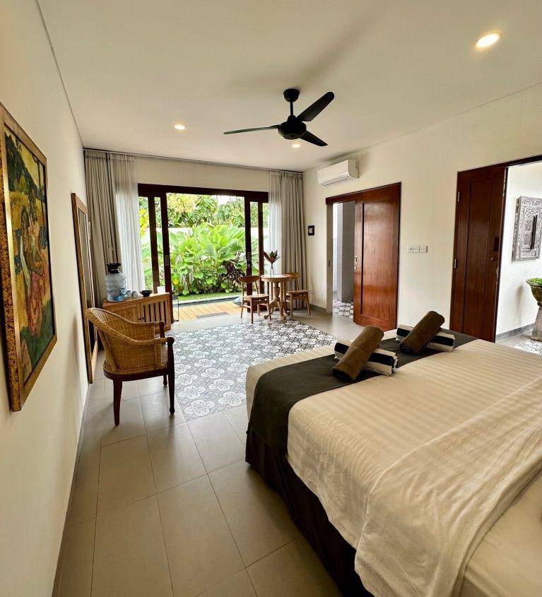 The Seaglass Villa (seaglassbali.com)