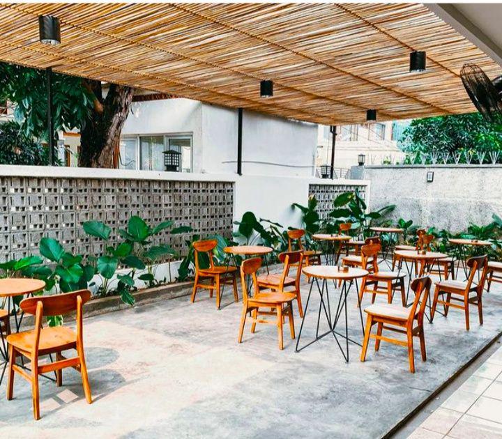 5 Kafe WFC Bernuansa Asri di Jalan Panglima Polim, Jakarta Selatan