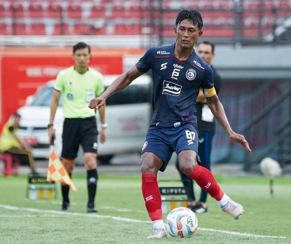 Alfarizi saat bertanding melawan PSIS Semarang. (Dok. Media Officer Arema FC)