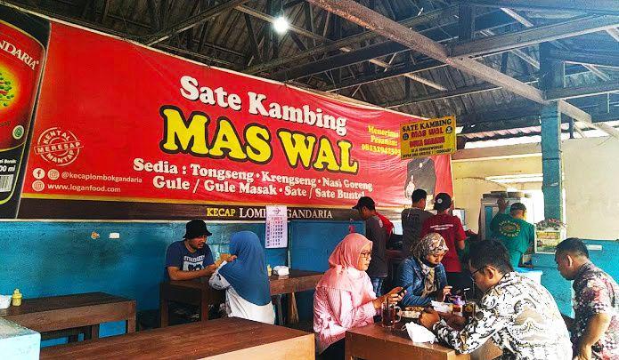 5 Rekomendasi Sate Buntel Murah di Solo, Rasanya Gak Kaleng-Kaleng!