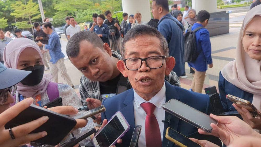 Pembacaan seruan beretika dalam bernegara pada Jokowi. (IDN Times/Rizal Adhi Pratama)