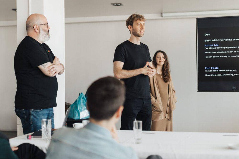 Ramalan Zodiak 8 Februari 2024, Leo Berhasil Mencuri Perhatian