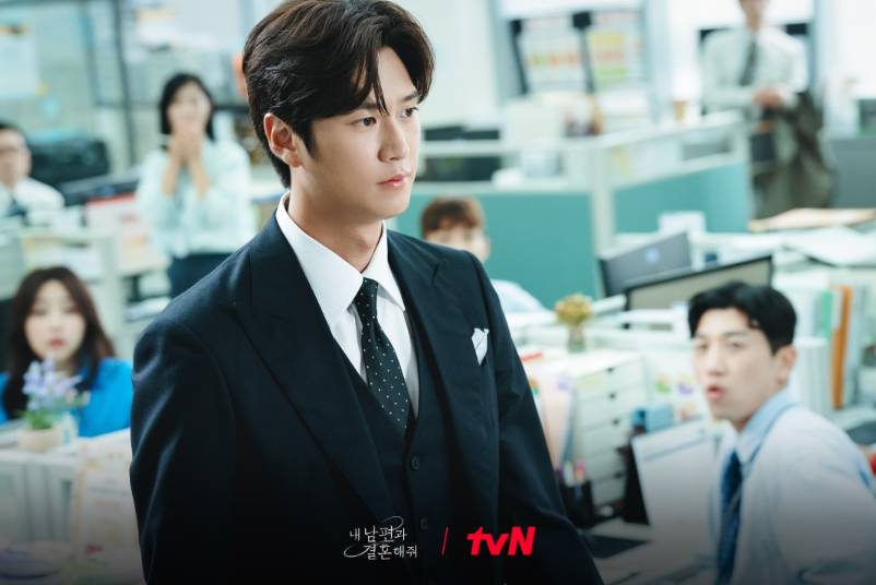 cuplikan drama Marry My Husband (dok. tvN/Marry My Husband)