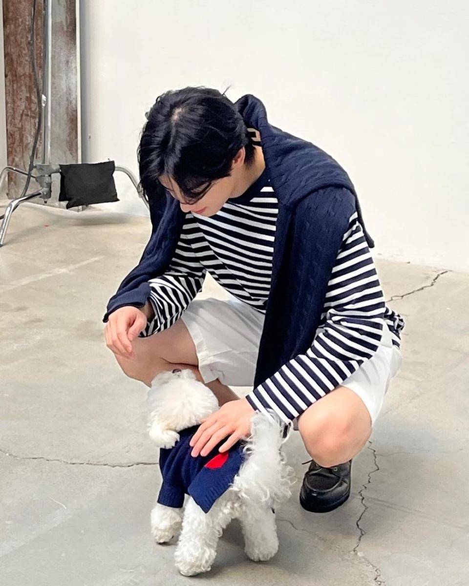 short pants ala Cha Eun Woo ASTRO (instagram.com/eunwo.o_c)