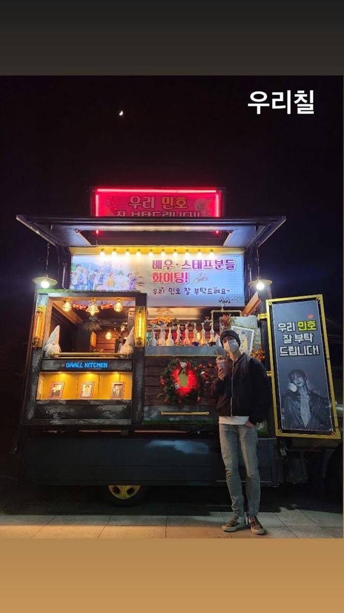 Member NCT 127 kirim truk kopi untuk Jaehyun (instagram.com/_jeongjaehyun)
