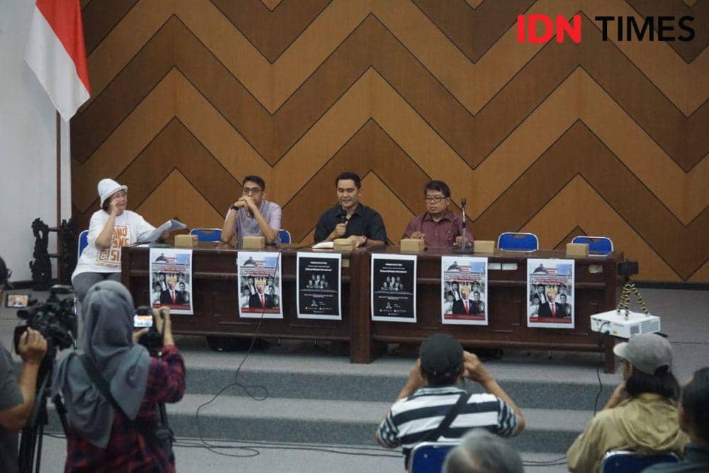 Forum Cik Di Tiro Tetapkan Jokowi Jadi Bapak Politik Dinasti (IDNTimes/Herlambang Jati)
