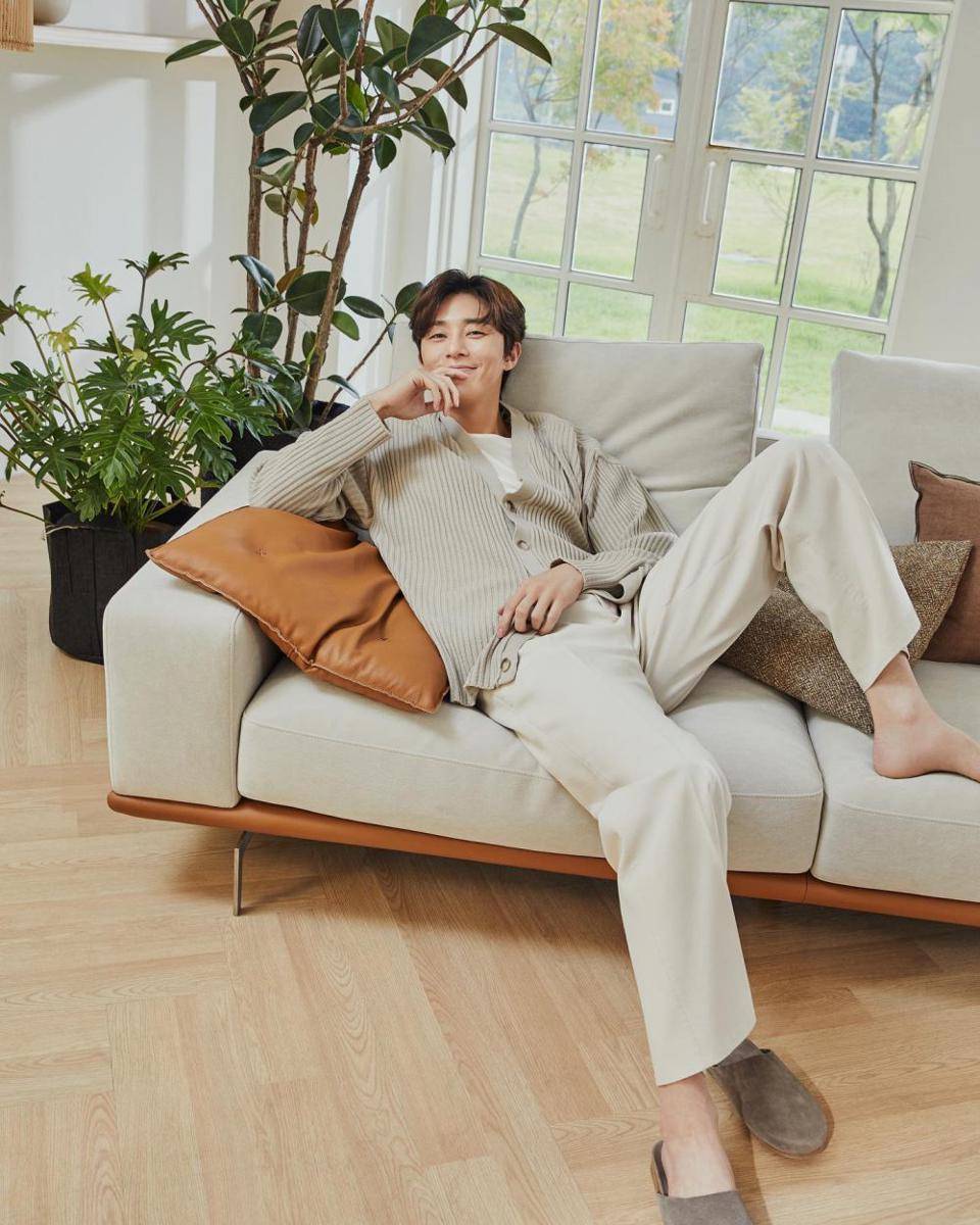 potret Park Seo Joon (instagram.com/bn_sj2013)