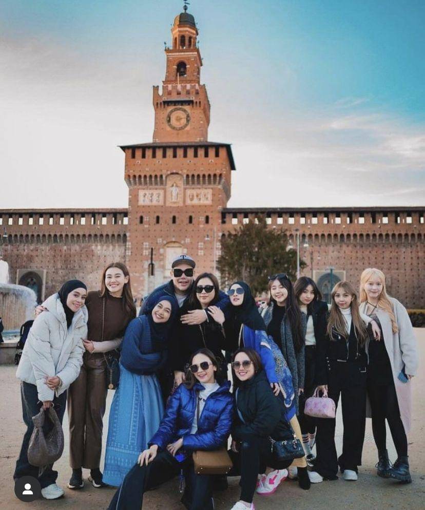 potret Ria Ricis liburan keliling Eropa bareng tim MS GLOW (Instagram.com/riaricis1795)