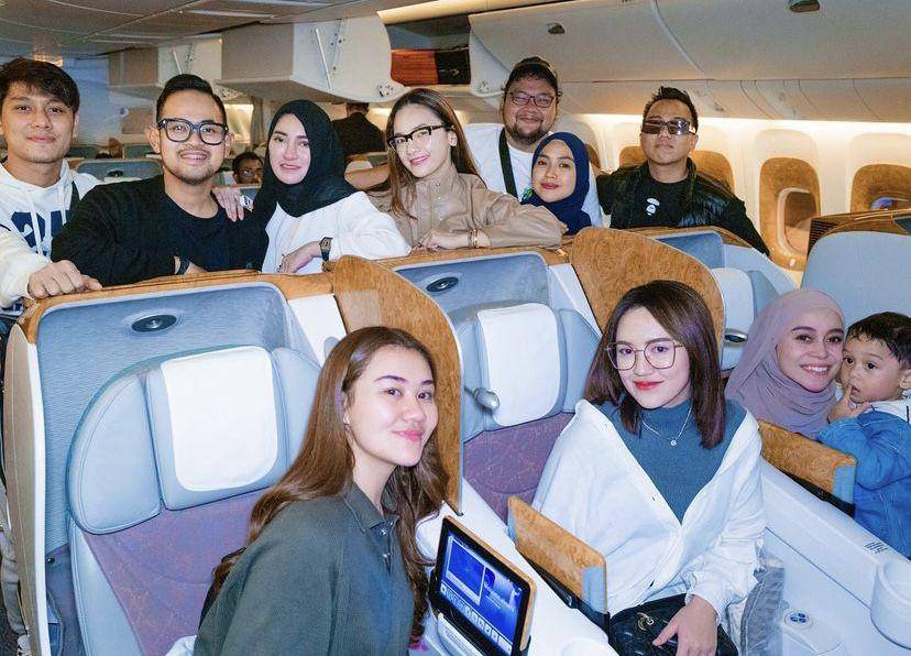 potret Lesti Kejora dan Rizky Billar ikut tur Eropa (instagram.com/shandypurnamasari)