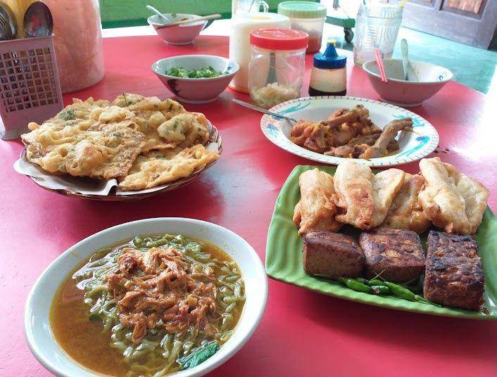 Mie Ayam Rumput, Semarang (google.com/maps/Aruna Jauharil)