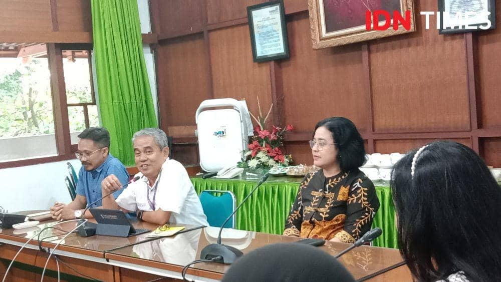 Rektor Unika Soegijapranata Semarang, Dr Ferdinandus Hindiarto. (IDN Times/Fariz Fardianto)