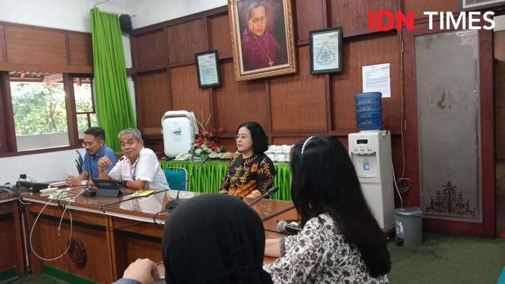 Rektor Unika Soegijapranata Tolak Beri Pengakuan Kinerja Jokowi