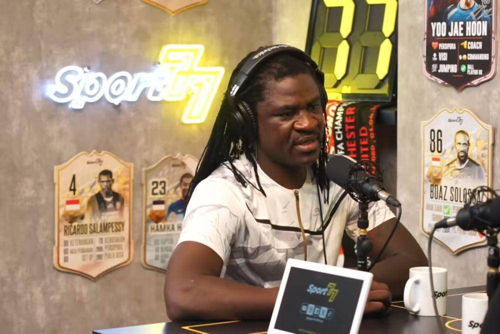 Mantan pemain timnas Indonesia, Bio Paulin Pierre (YouTube.com/Sport77 Official)
