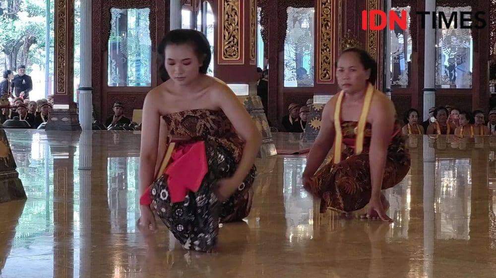 Tari Bedhaya Ketawang di Keraton Kasunanan Surakarta. (IDN Times/Larasati Rey)
