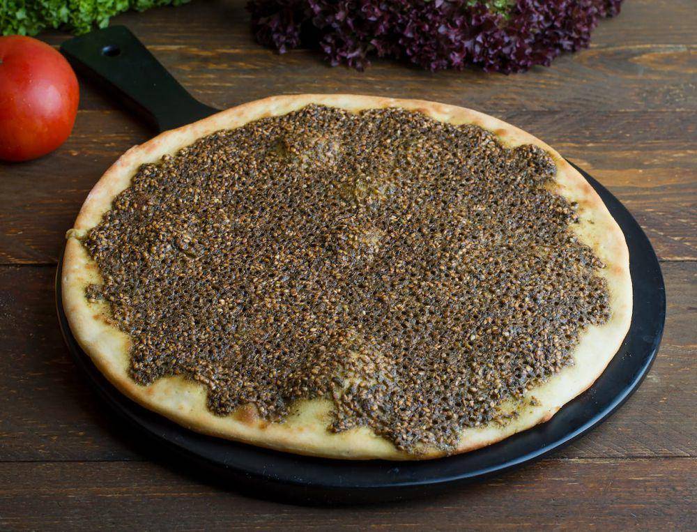 roti dengan zaatar (pexels.com/Shameel mukkath)